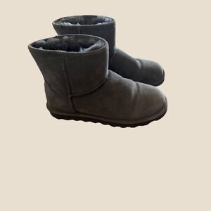Bearpaw Emma Short Grey Suede Sheepskin Lining Winter Boots Womens 8